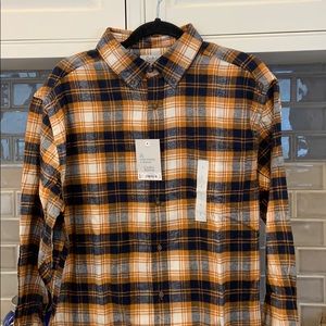 Brand New Croft & Barrow Gold/Tan and Navy Flannel